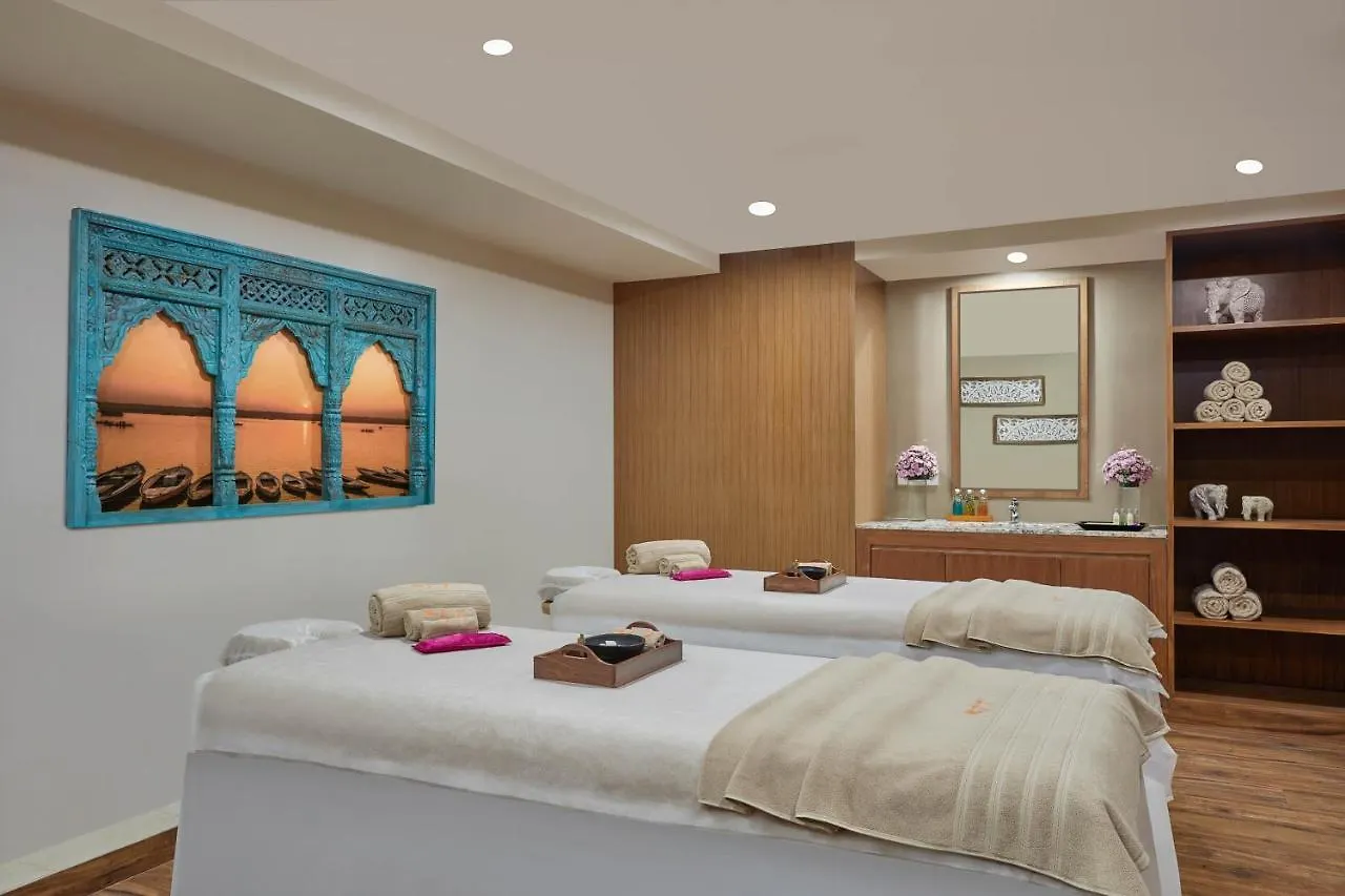 Doubletree By Hilton Varanasi Hotel