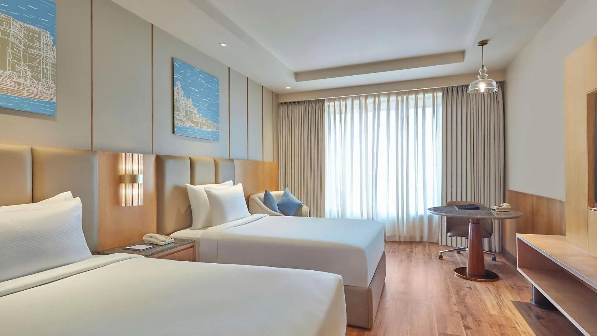 Doubletree By Hilton Varanasi 5*,  Índia