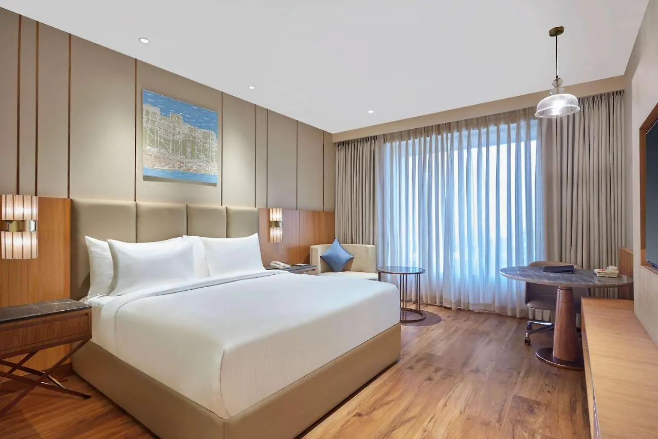 Doubletree By Hilton Varanasi 5*,