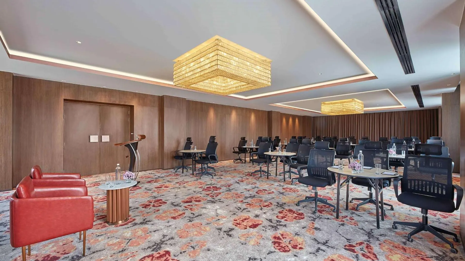 Doubletree By Hilton Varanasi Hotel